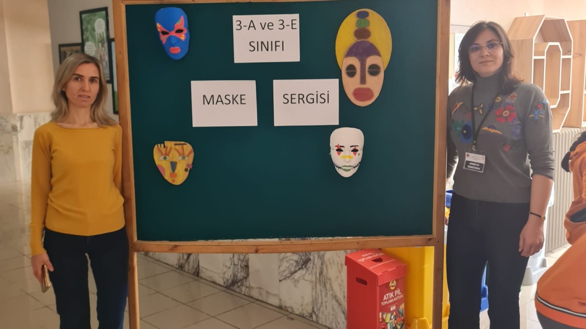 Maske Sergisi
